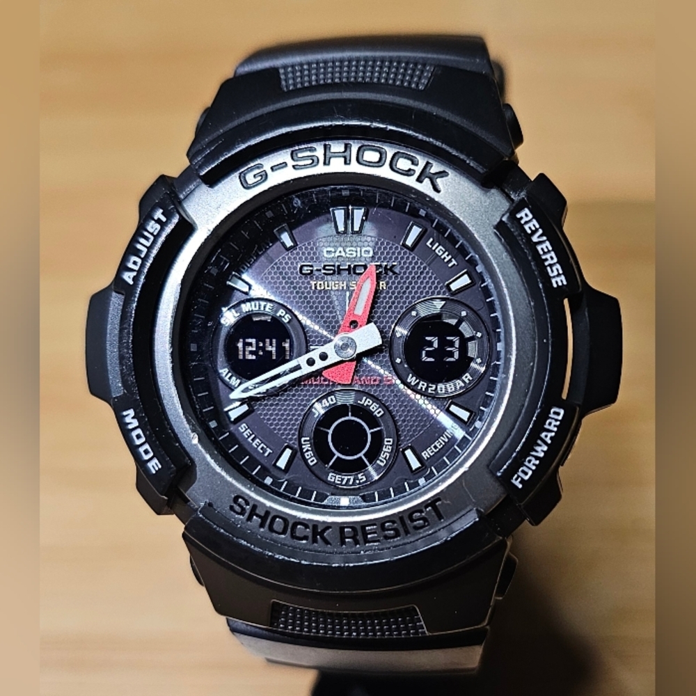 ¡Rare! G-shock Tough Solar AWG101-1A